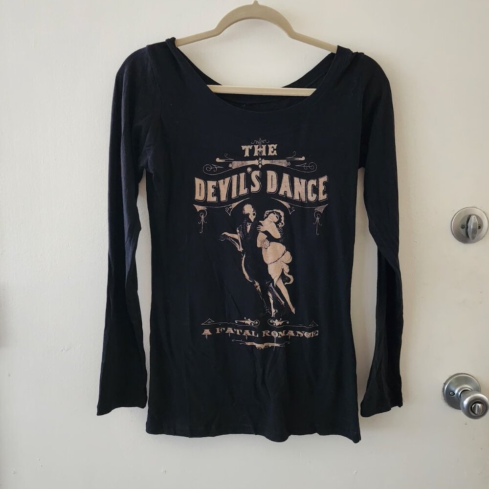 Women's Se7en Deadly Vintage 2000 'Devil's Dance' ls tee, Sz Medium